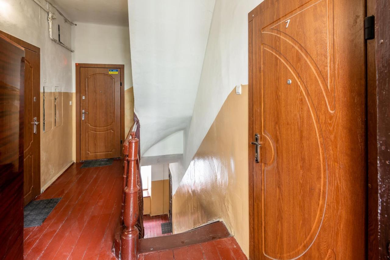 Apartment On Yana Zhizhky Lviv Exterior photo