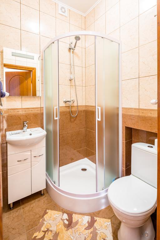 Apartment On Yana Zhizhky Lviv Exterior photo